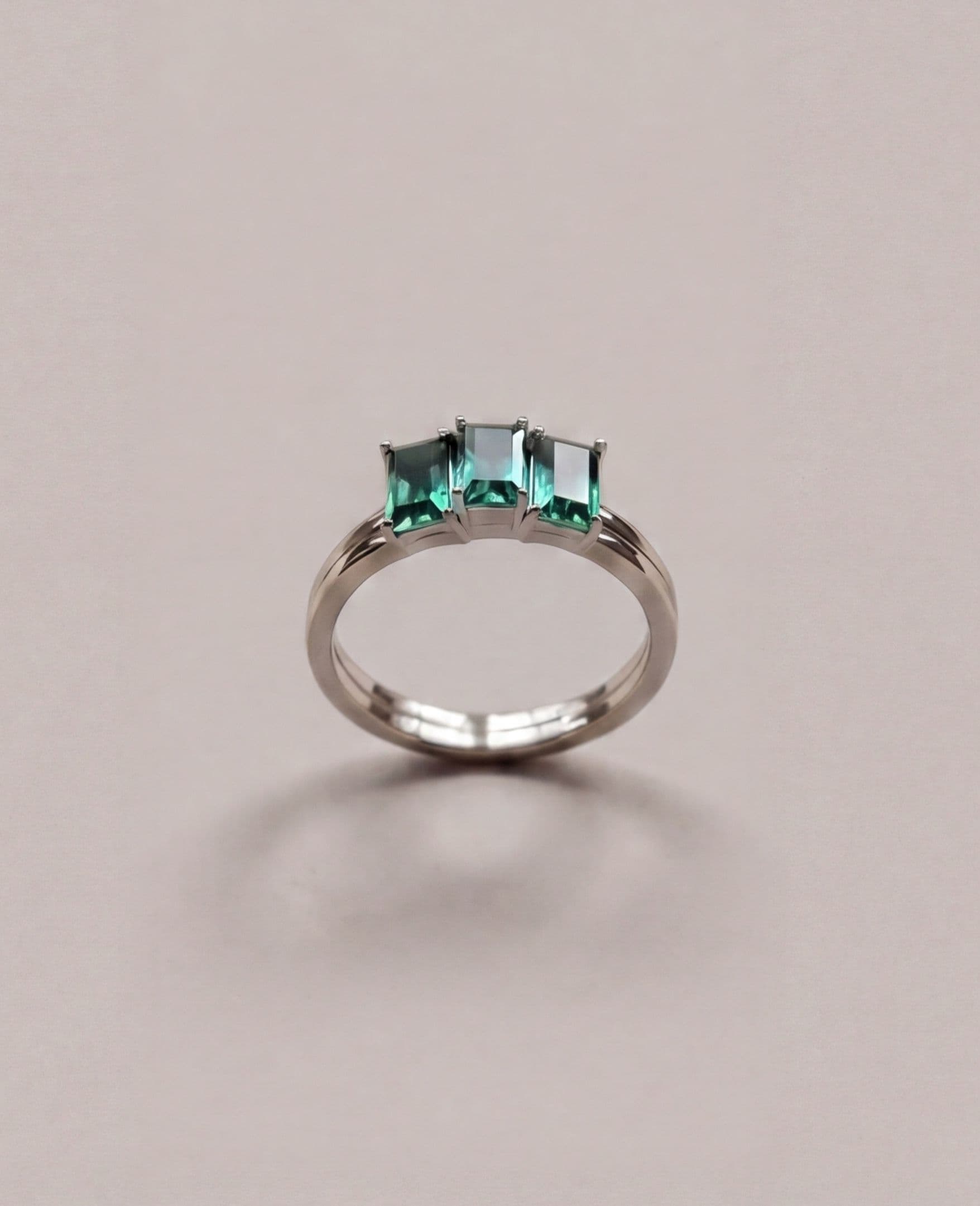 Ring 01 | Verdant — кольцо с Зелёный кварц от IRIS PLUM