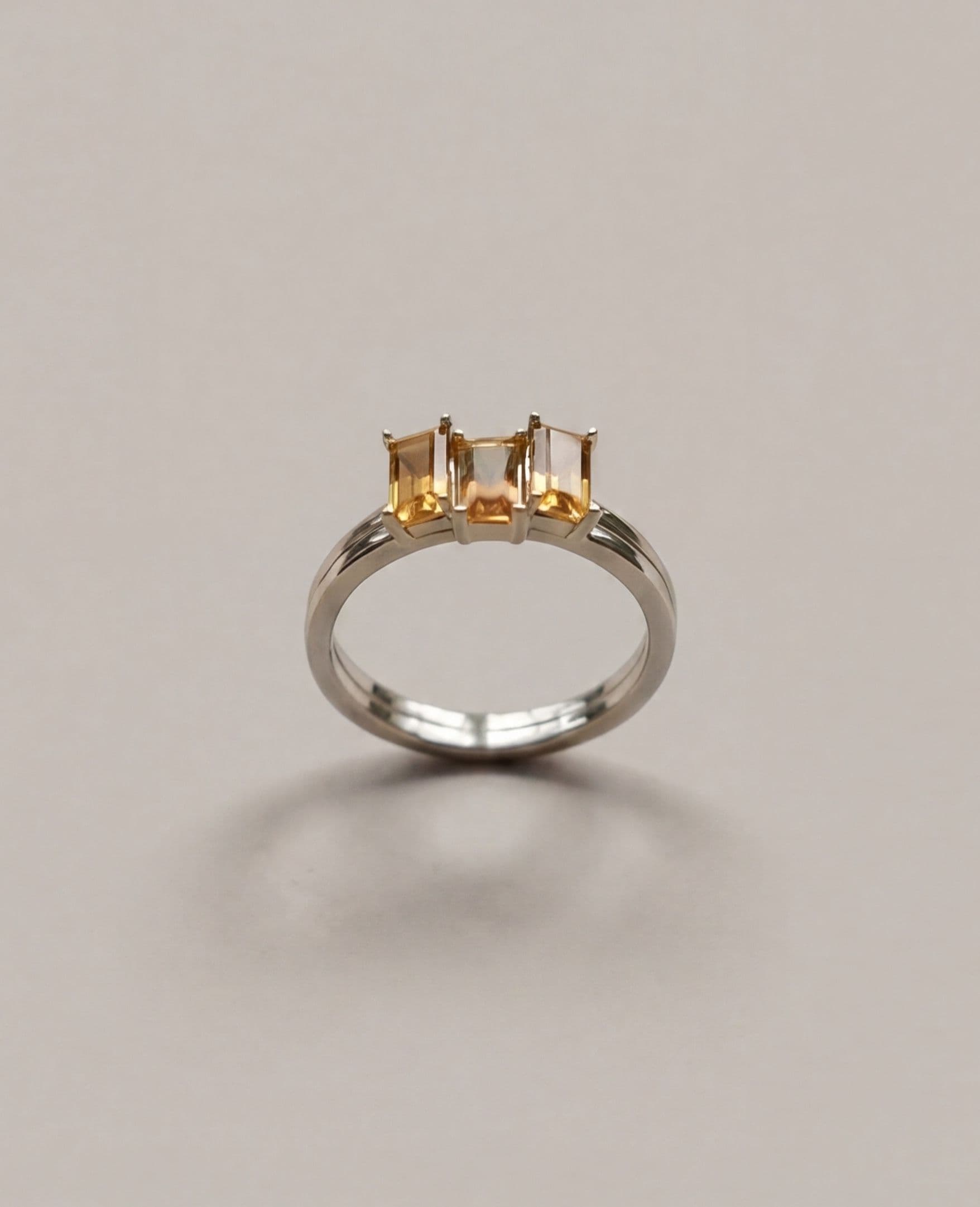 Ring 01 | Honey — кольцо с Цитрин от IRIS PLUM